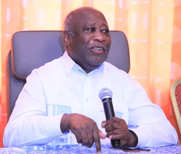 Titrologie 15 octobre 2021 : revue de la presse ivoirienne: «Parti de Gbagbo, ces noms qui circulent»