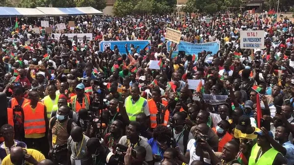 Manifestation au Burkina pour exiger le départ de l’ambassadeur de France à Ouaga