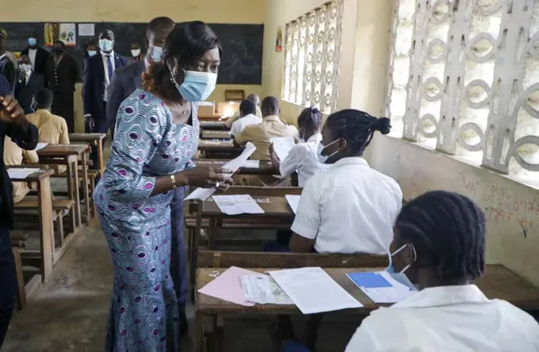 Bac 2021 : Mariatou Koné apporte sa compassion aux candidats victimes d’accident
