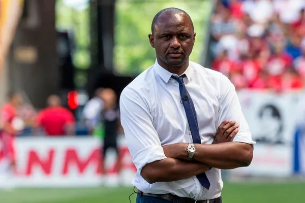 Crystal Palace: Patrick Vieira limogé