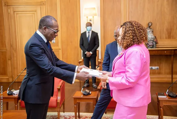 Bénin : 4 nouveaux Ambassadeurs ont remis leurs lettres de créance à Talon