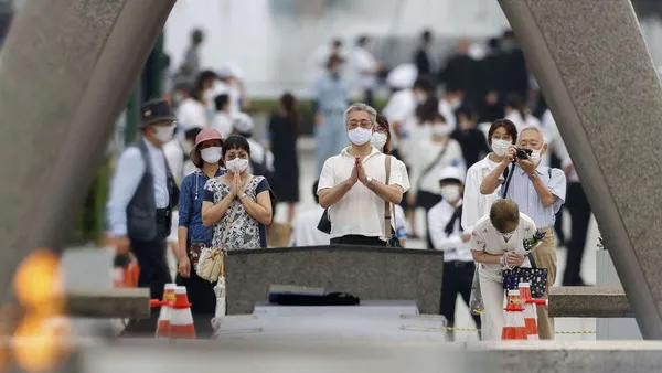 Hiroshima : le Japon commémore les 76 ans du bombardement atomique