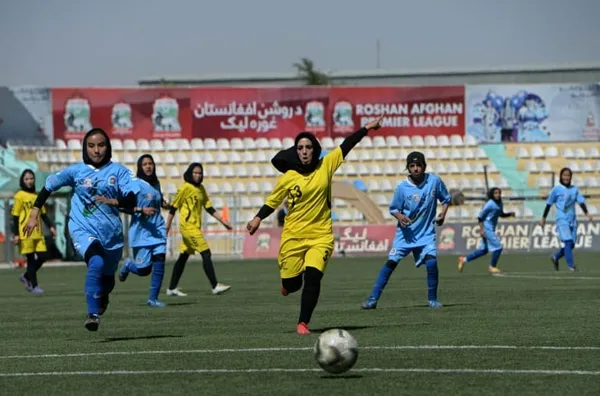 Chaos à Afghanistan : des footballeuses afghanes évacuées en Australie