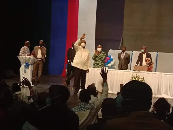 Des personnalités du RHDP au congrès constitutif du nouveau parti de Gbagbo