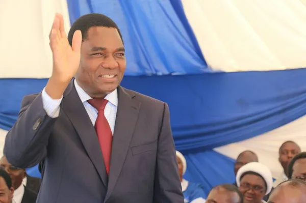 Hakainde Hichilema, le président zambien pour le retour à un régime civil en Guinée
