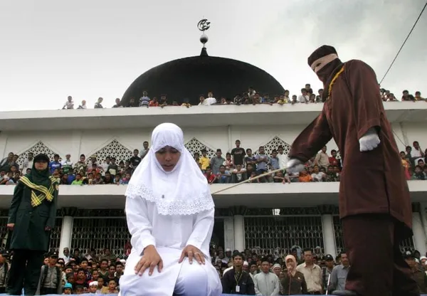 Traitement des femmes : l’ONU met en garde les talibans