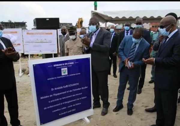 Renforcement et élargissement de l’axe du Carrefour sable-route de Dabou : lancement des travaux