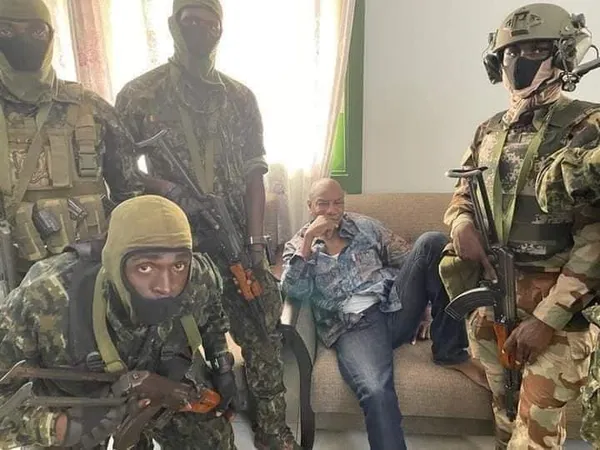 Guinée : le colonel Mamady Doumbouya sous pression, les nouvelles de l’état de santé de Condé