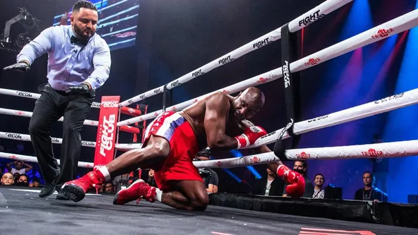 Evander Holyfield KO technique dès le premier round