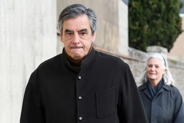 Après l’affaire des emplois fictifs, François Fillon visé par une autre enquête d’assistant parlementaire