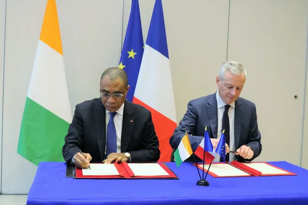 La France et la Côte d’Ivoire signent un accord de 751 milliards FCFA