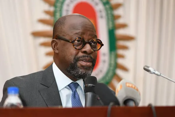 Revue de presse ivoirienne du 26 avril 2022: l’affaire qui a précipité la chute d’Alain Donwahi