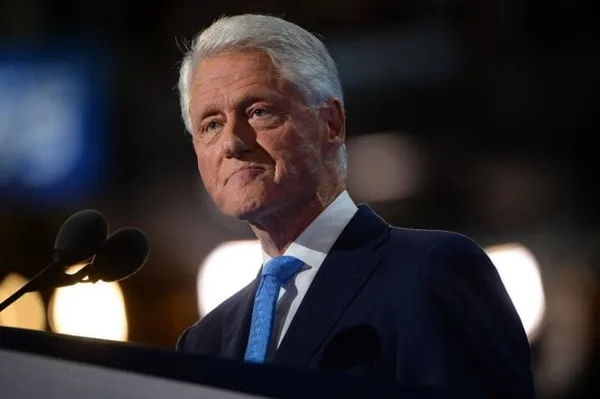 Bill Clinton toujours hospitalisé