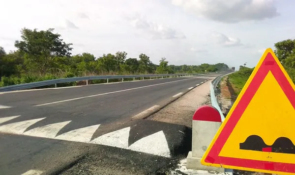 Côte d’Ivoire: les dos-d’âne sur l’axe N’Douci-Gagnoa bientôt détruits