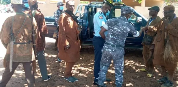 Côte d’Ivoire: les Dozos sollicités pour sécuriser les sites d’orpaillage