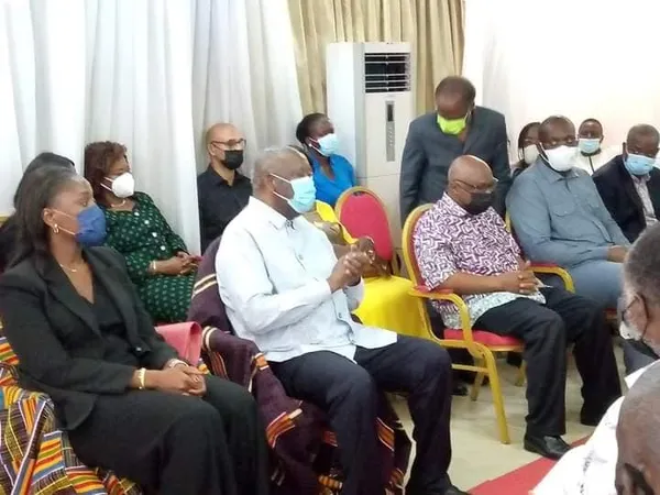 De retour à Abidjan Gbagbo et Nady Bamba chez Hubert Oulaye : en images