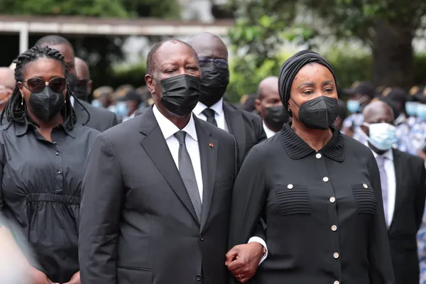 Cérémonie d’hommage de la Nation à Charles Konan Banny : Ouattara pleure l’ex-Premier ministre, des images