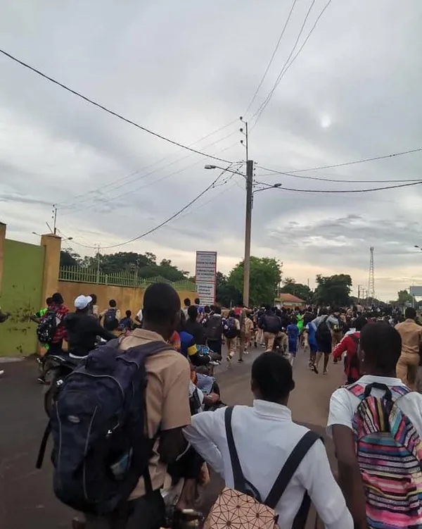Marche pacifique des élèves ce 11 octobre 2021 à Korhogo, en images