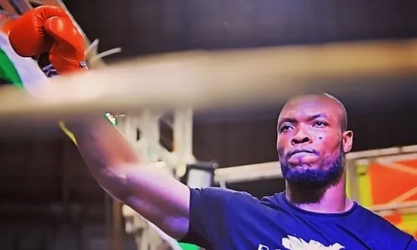 Oly Yves Roland, l’Ivoirien, conserve son titre de champion d’Afrique de boxe Thaïlandaise