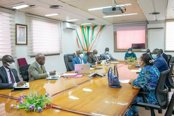 Inscriptions dans les Universités publiques de Côte d’Ivoire : les opérations d’autorisation passées au peigne fin