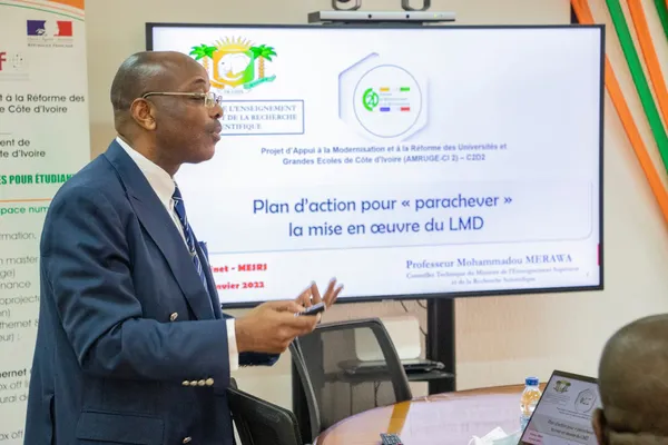 Côte d’Ivoire : le plan d’action du système LMD présenté au ministre Adama Diawara