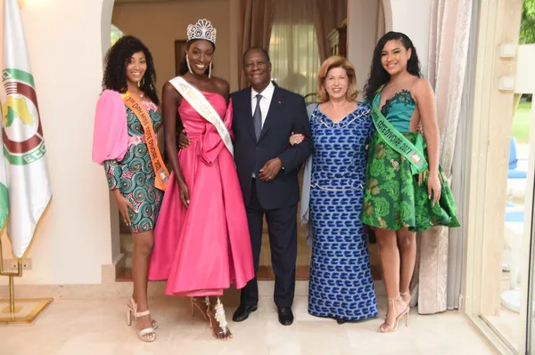 Ouattara et Dominique reçoivent Olivia Yacé, Miss Côte d’Ivoire 2021 : des images
