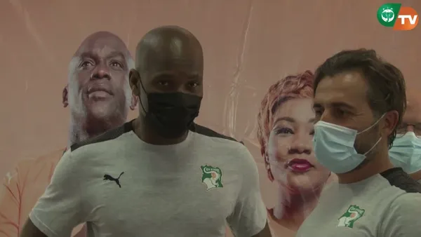 Drogba chez les Éléphants à Douala ce 12 janvier, avant Côte d’Ivoire vs Guinée Équatoriale : en vidéo l’ambiance à l’hôtel