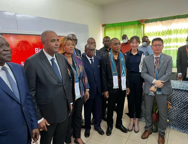 Patrick Achi à l’inauguration du CBCG de Bouaké