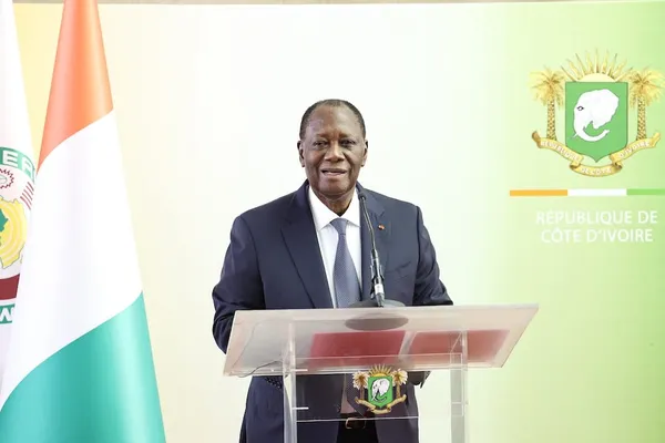 Revue de la presse ivoirienne de ce 24 février 2022: «Ouattara se sépare d’au moins 10 ministres »