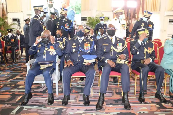 Coup d’Etat, menace terrorisme : l’armée ivoirienne réaffirme sa fidélité à Ouattara, « nous ne céderons aucun centimètre de la Côte d’Ivoire »