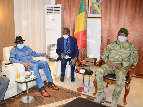 La CEDEAO quitte le Mali sans date d’élections