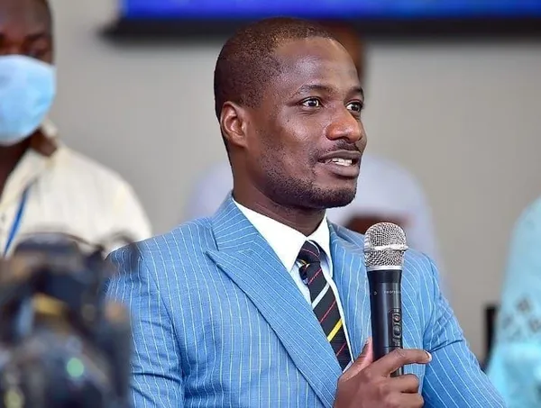 Côte d’Ivoire hausse des prix : Le blogueur Juste Crépin et le Ministre du Commerce à couteaux tirés