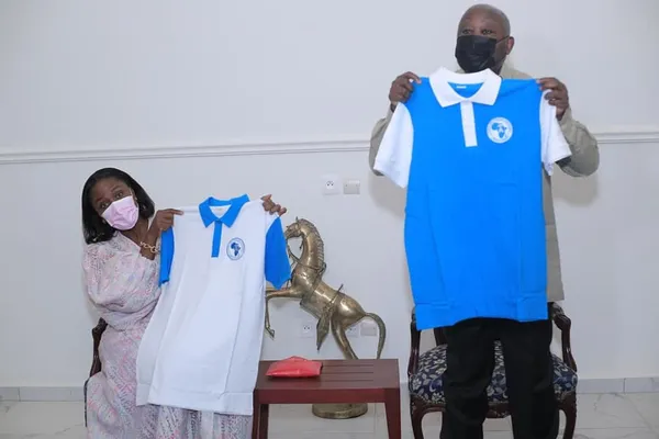 Gbagbo et Nady Bamba reçoivent les gadgets du PPA-CI