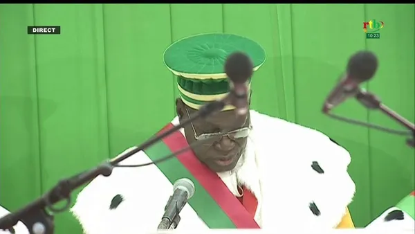 EN DIRECT : suivez l’investiture du président Damiba