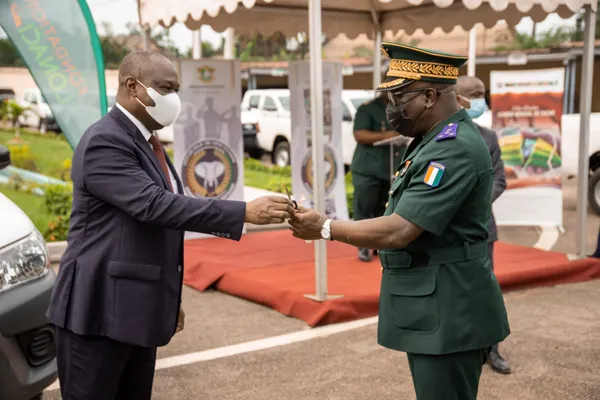 Côte d’Ivoire : l’armée reçoit plusieurs véhicules