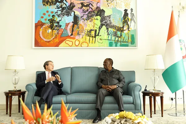 Alassane Ouattara s’entretient avec Pascal de Izaguirre, PDG de Corsair