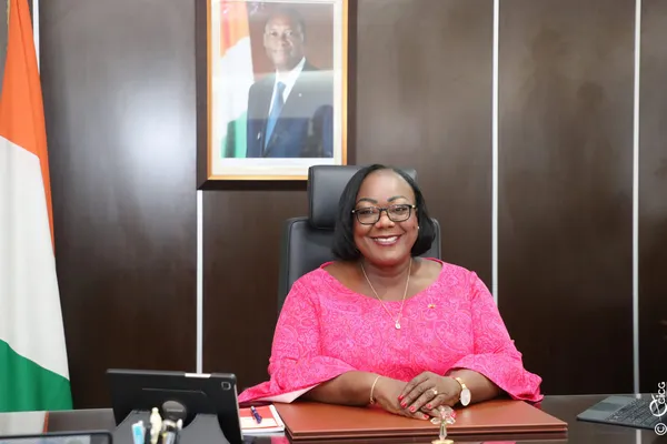 Budget 2023 de la fonction publique : plus de 36 milliards validés pour Anne Ouloto