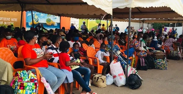 Côte d’Ivoire : plus de 200 exilés Ivoiriens regagnent Abidjan