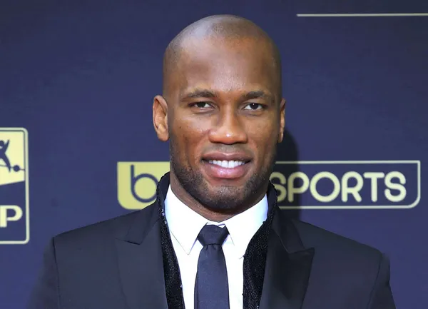 Les 4 parrainages sans catégorisation adoptés: Drogba sera-t-il élu président de la FIF?