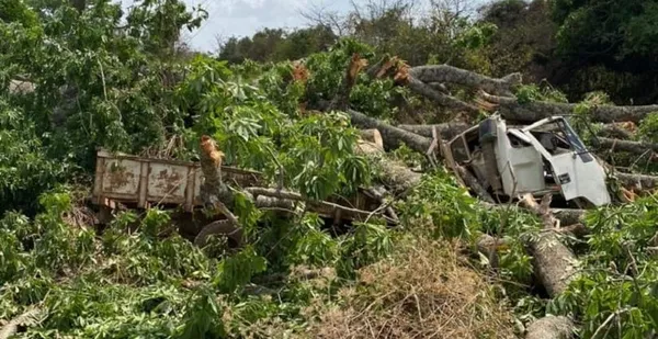 Gogoba : un fromager s’écrase sur un véhicule, un mort