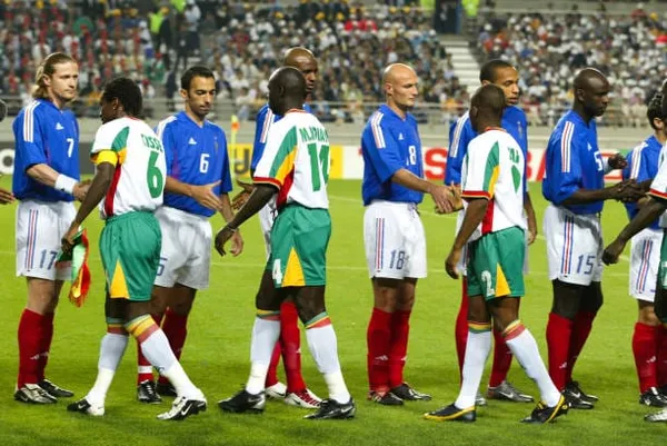 Equipe de France: En 60 ans les Bleus ont joué une seule fois en Afrique subsaharienne