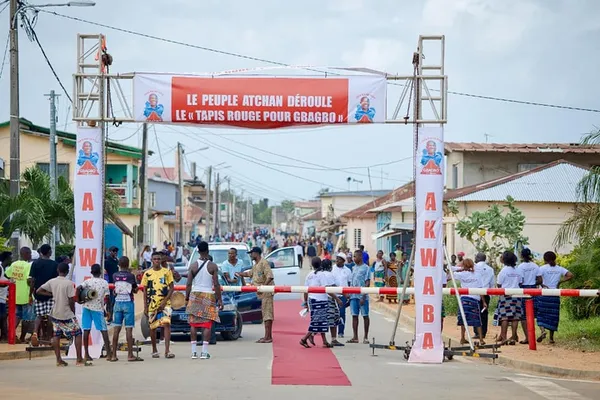 Songon-Agban déroule le tapis rouge pour Gbagbo : des images