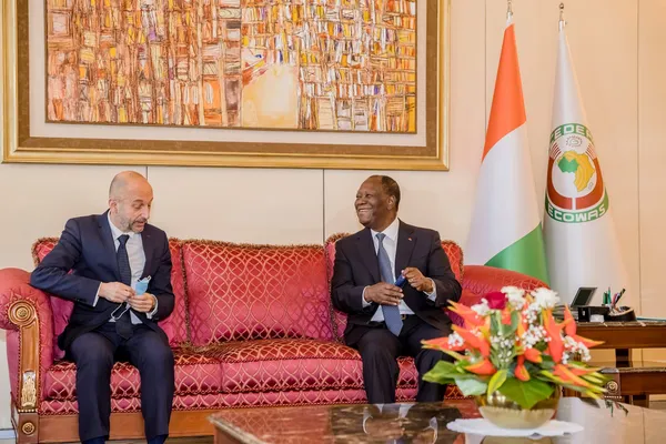 Thierry Beaudet, le président du CESE de France, reçu par Ouattara