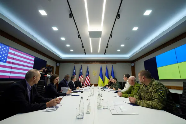 Le chef du Pentagone : « l’Ukraine peut gagner la guerre contre la Russie »