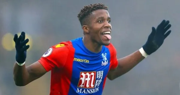 Crystal Palace: Wilfried Zaha doublement distingué