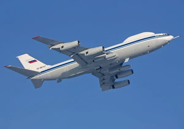 Défilé du jour de la Victoire en Russie : l' »avion de l’apocalypse » apparaît