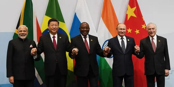 Poutine vs Occident : « la crise militaire n’est que la face visible d’une vive guerre économique »