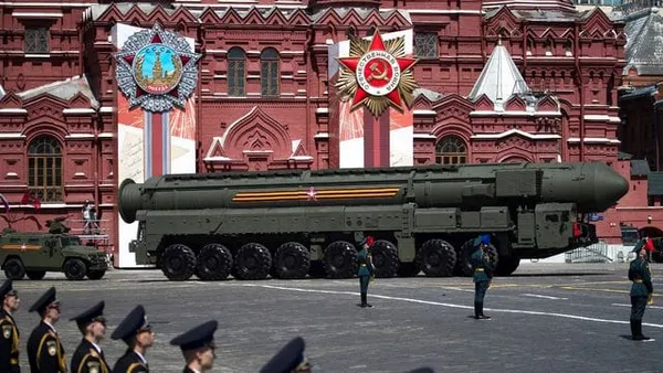 L’Occident désormais une « menace existentielle » que la Russie veut dormais combattre la « domination »