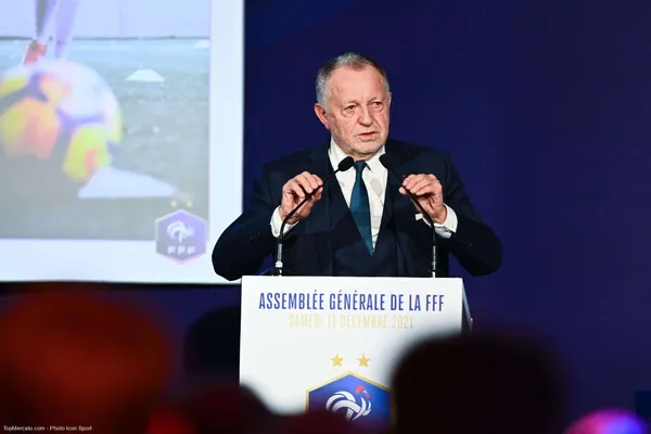 France:  John Textor homme d’affaires américain rachète L’Olympique Lyonnais