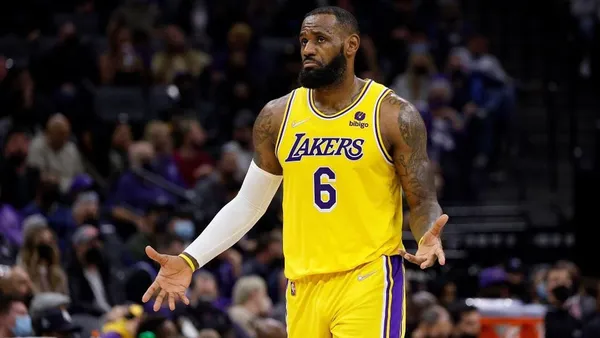 LeBron James devient le 1er joueur en activité de l’histoire de la NBA à devenir milliardaire